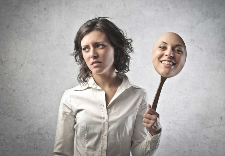 علت عزت نفس پایین-مقایسه خود با دیگران